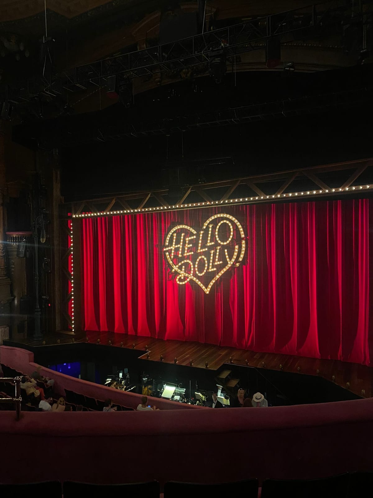 Hello Dolly London - Review